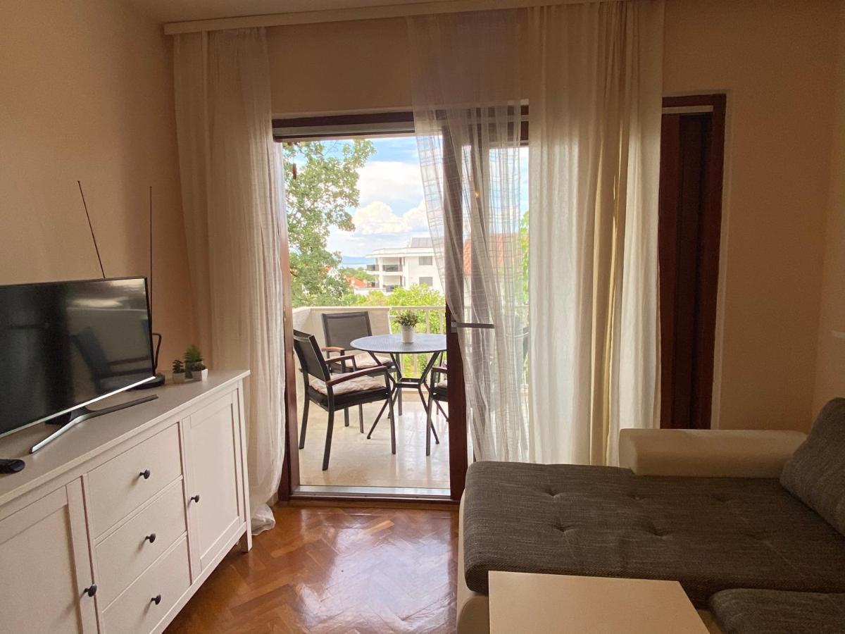Jellyfish Apartment Malinska Exterior photo